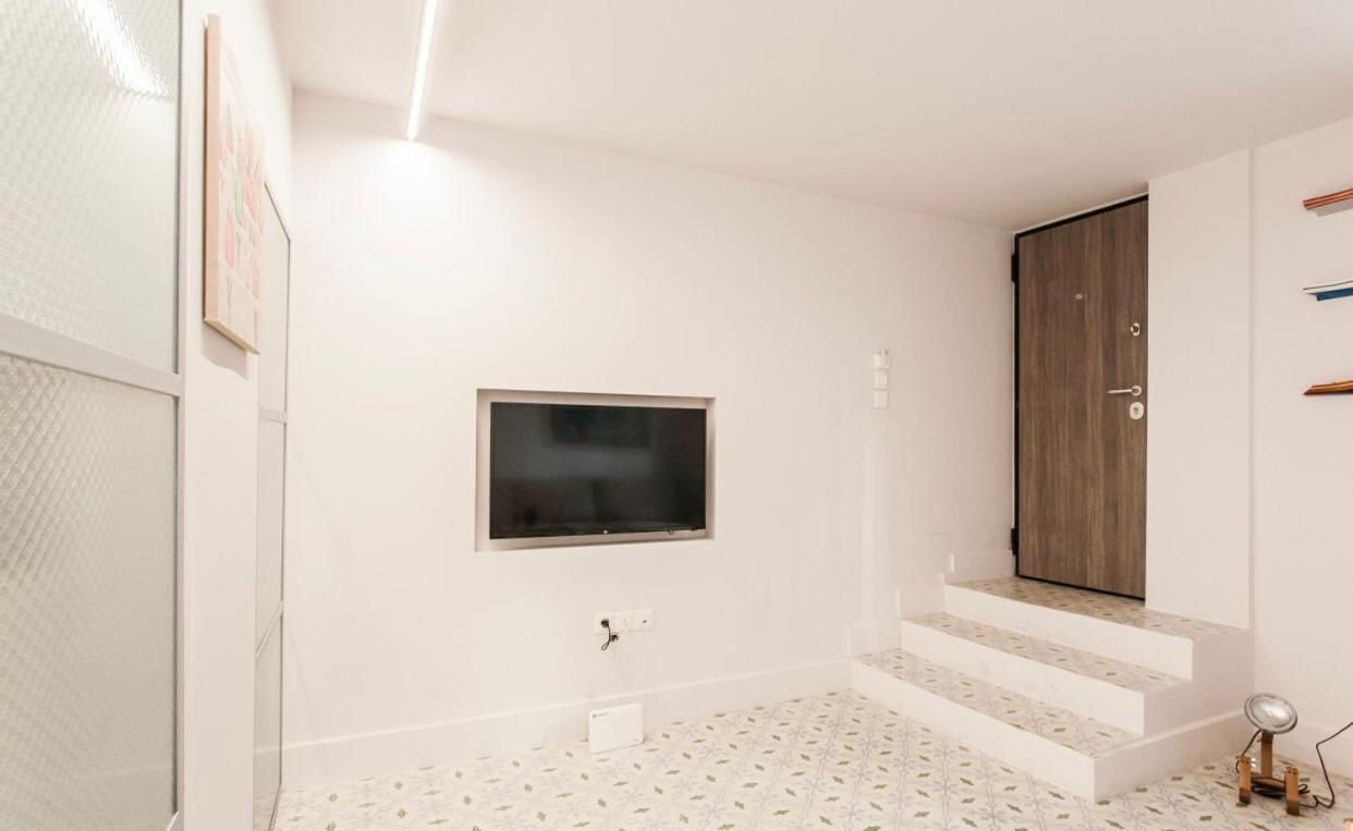 Apartment Athos 18 Kolonaki Square Central!!!
